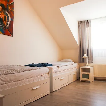 Luxury By Refa Group * Prága