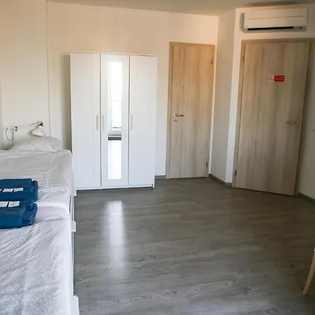 Luxury By Refa Group Panzió