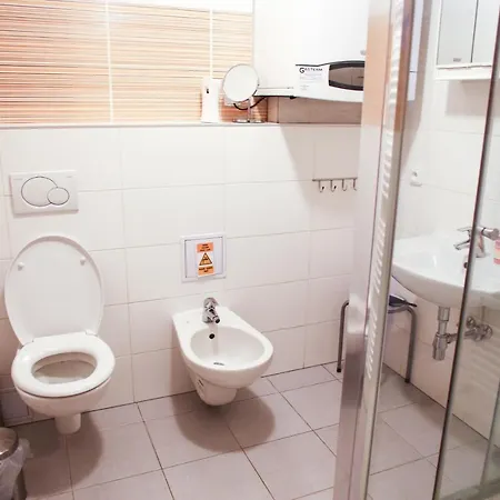Panzió Luxury By Refa Group