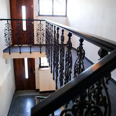 B&B Luxury By Refa Group
